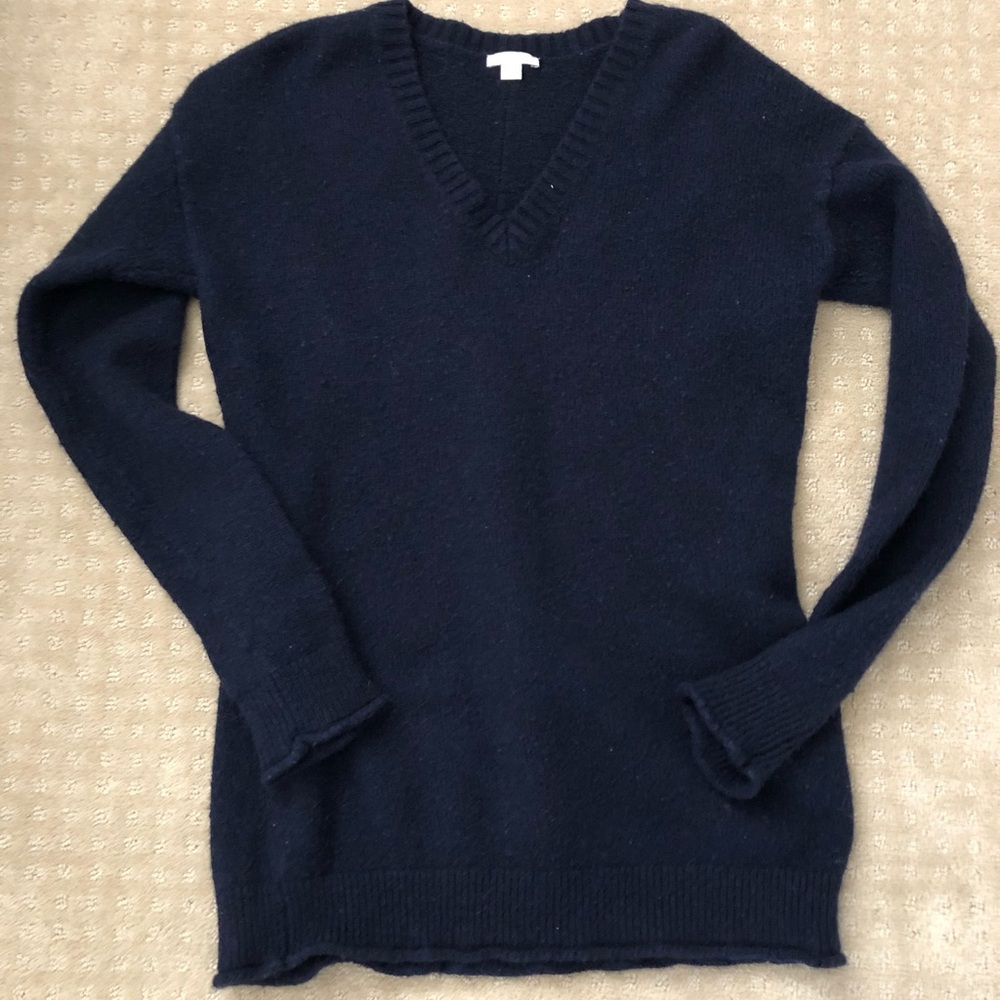 Navy v neck sweater